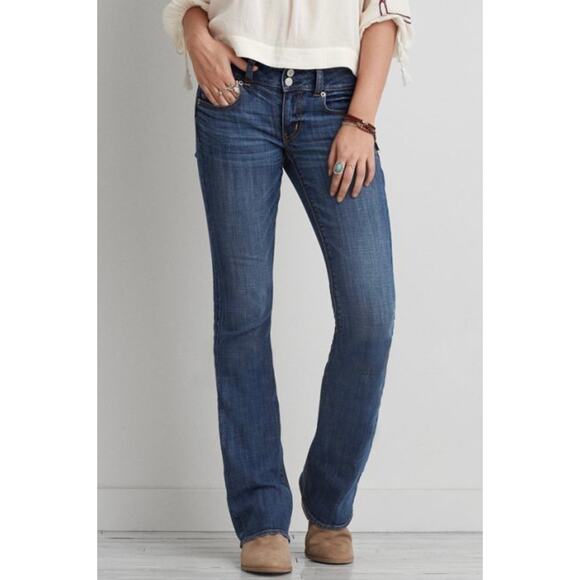 American Eagle Artist Low Rise Flare Jeans - Picture 1 of 5